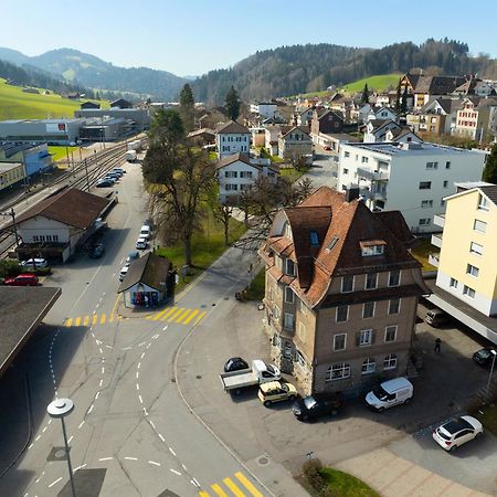 Private Apartment Degersheim Luaran gambar